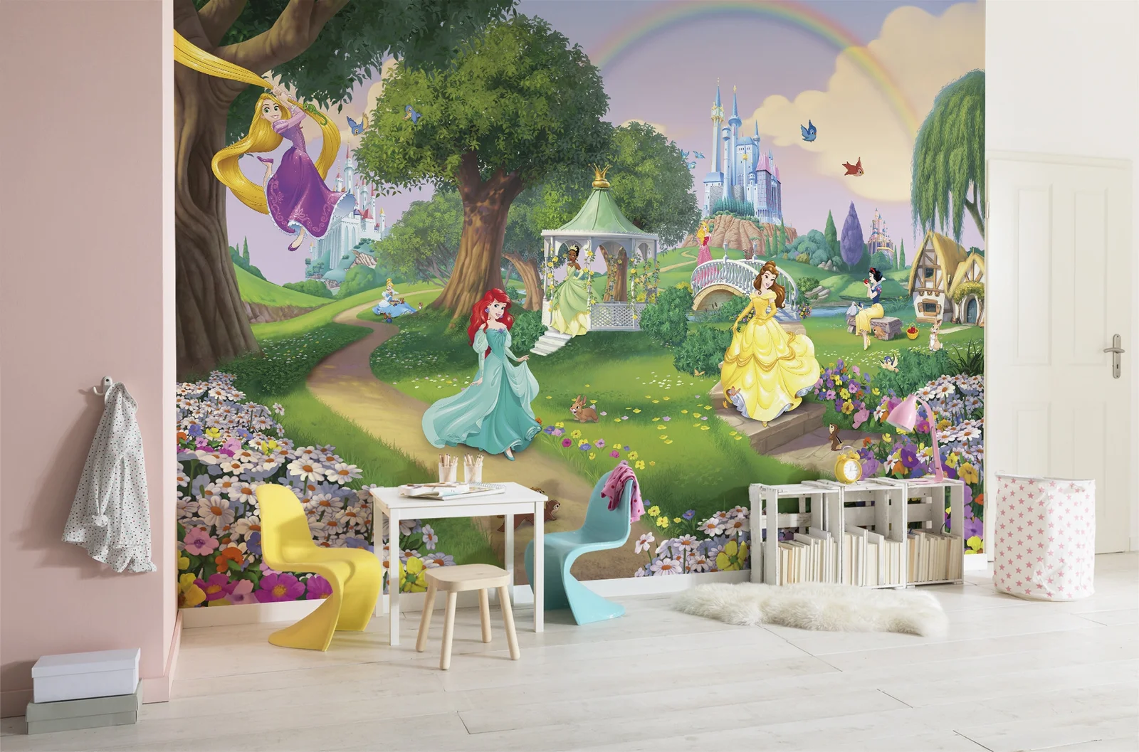 Tapete za dečiju sobu sa Disney princezama